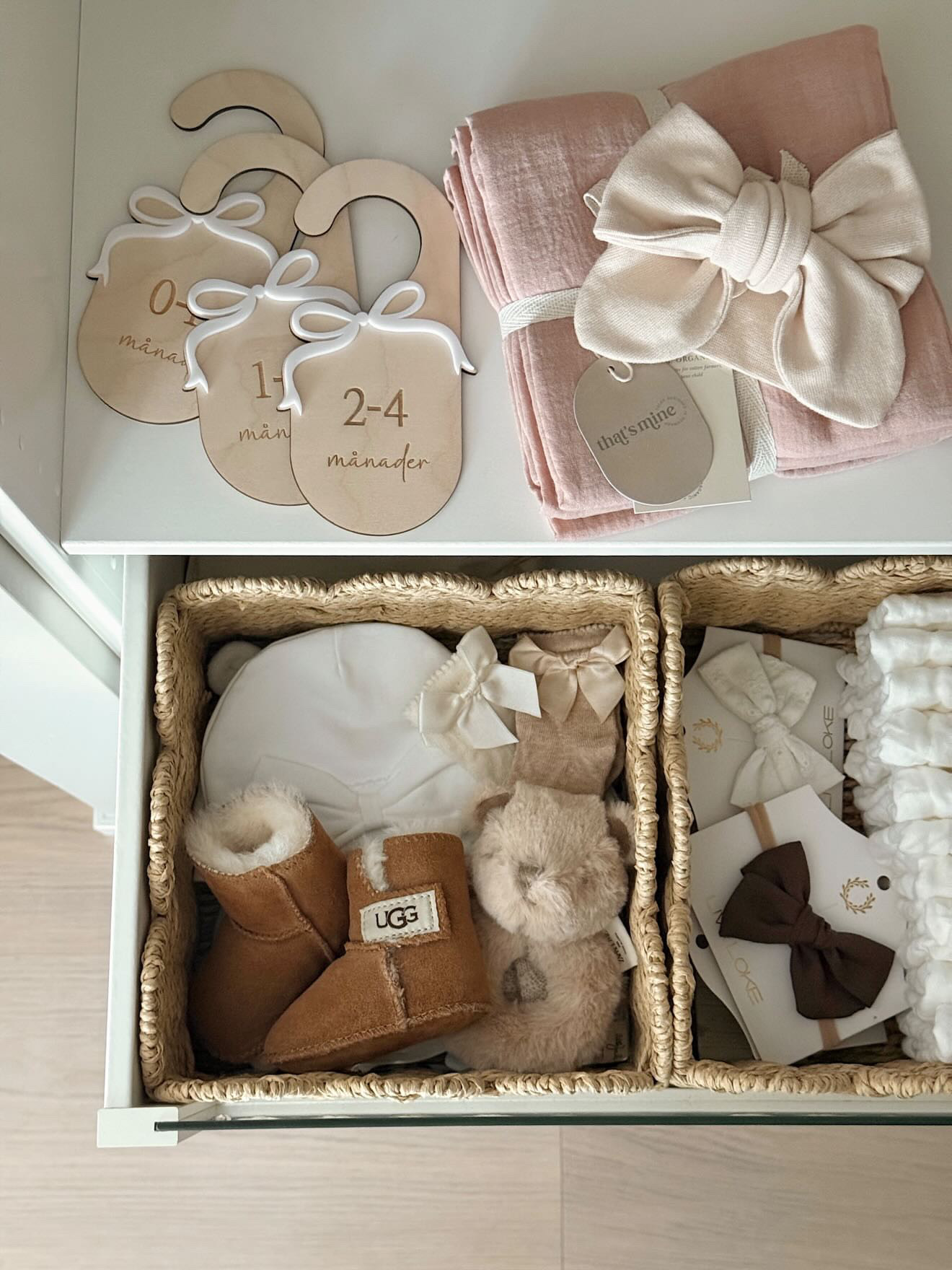 Garderobsuppdelare - Rosett - Bild 2